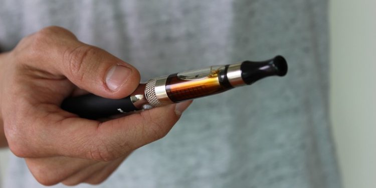 Why do You need To Clean Vape Tank On Time?