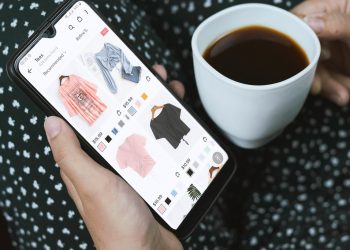 Staying Safe When Shopping For Clothes Online